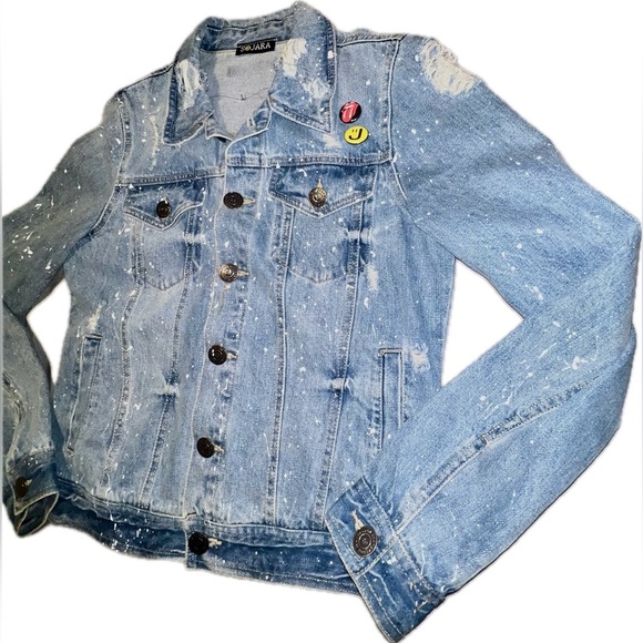 Small Sojara Distressed Blue Denim Jacket Paint Splatter & Pins on Front ✨ 👅🌟 - Picture 2 of 5